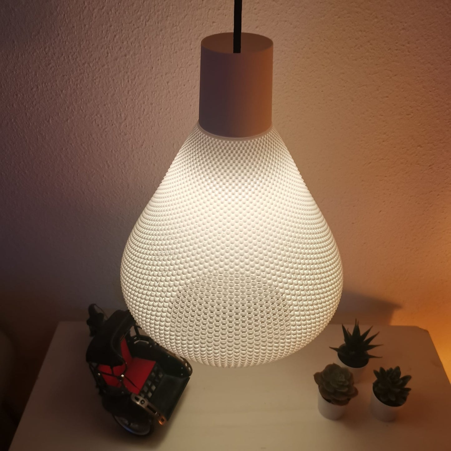 Lumisera – Lampe Suspension Minimaliste Design 3D | DesignLumen