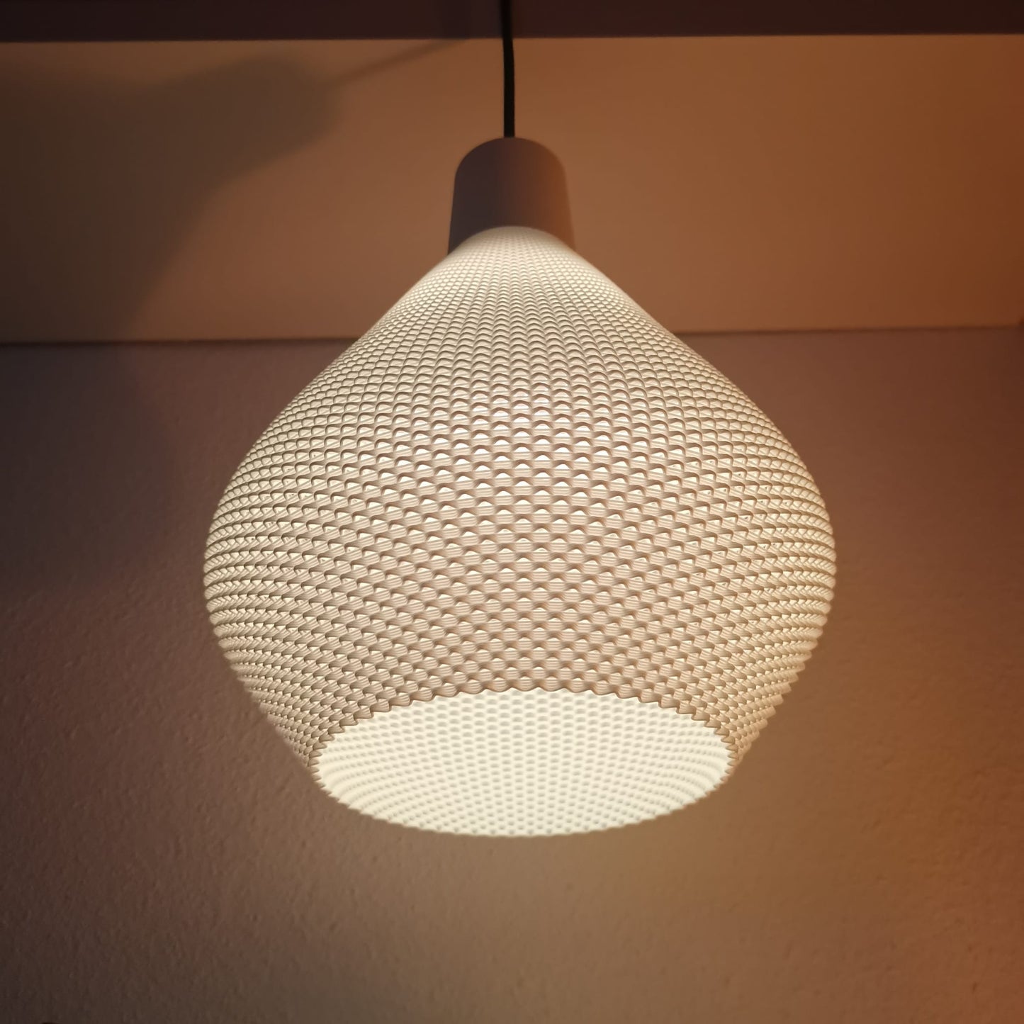 Lumisera – Lampe Suspension Minimaliste Design 3D | DesignLumen