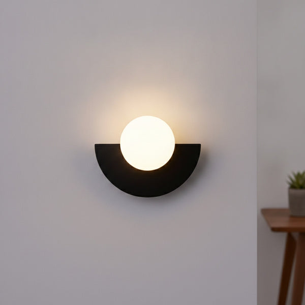 Applique Murale LED Ronde avec Abat-jour Boule - Idéale Chambre, Couloir, Décoration Intérieure